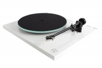 Rega Planar 2 turntable