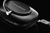 Bowers & Wilkins P5 S2 wireless headphones - Ex Demo 1 Only available - SOLD