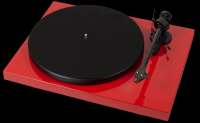 Project Debut Carbon Evo with Ortofon 2M red cartridge